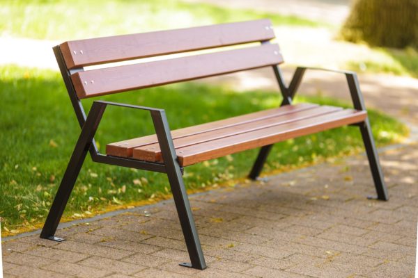 wytrzymała ławka stalowa Horus wytrzymała ławka parkowa Horus