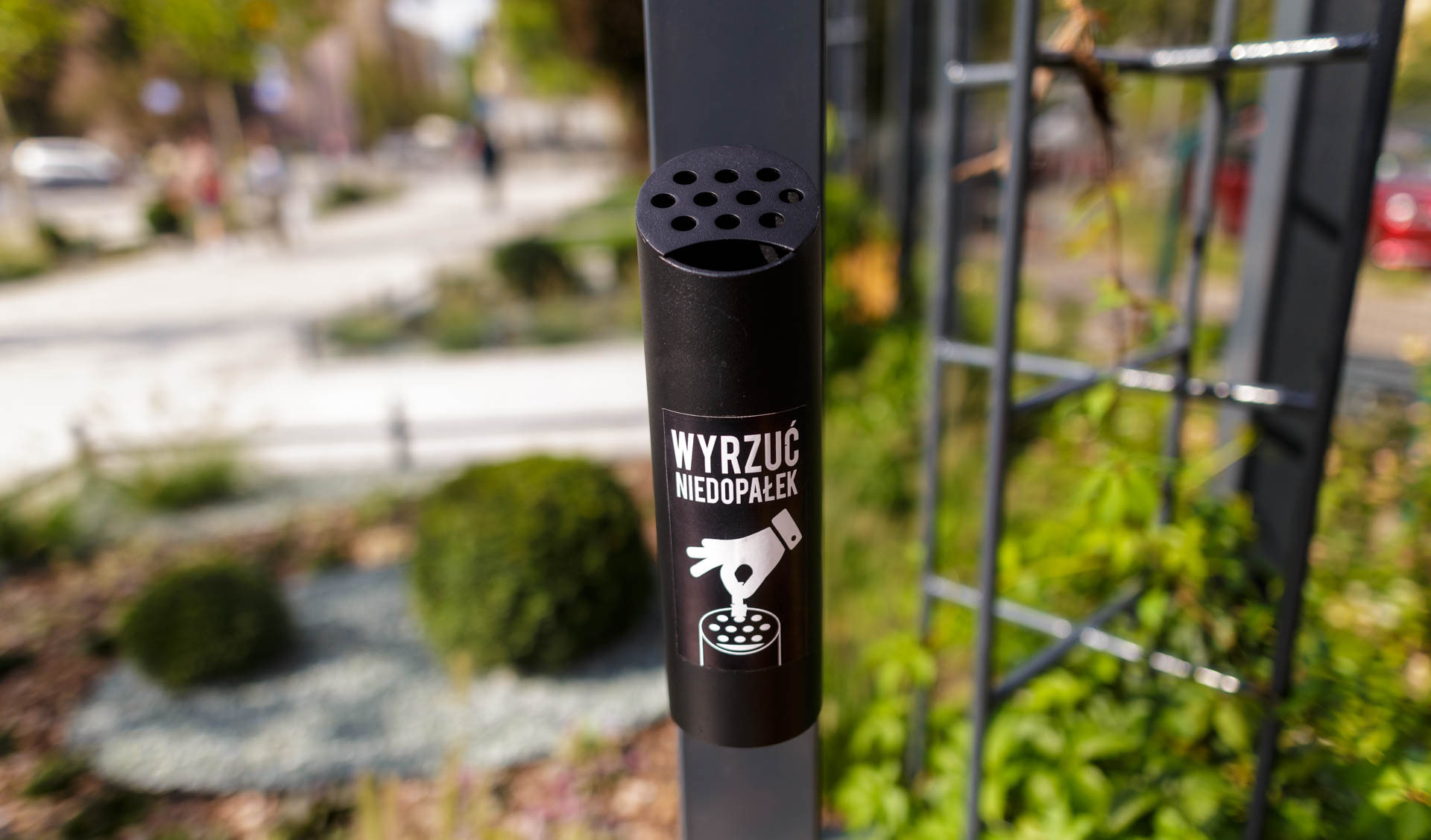 Popielnica nascienna 3 Popielnica naścienna 3