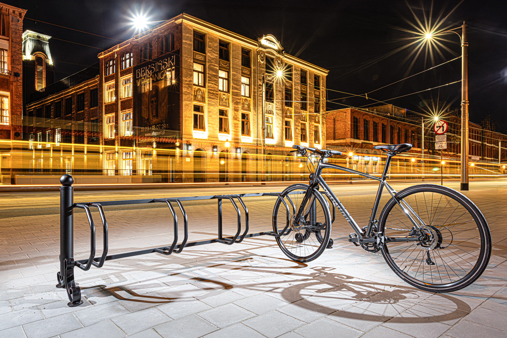 Praga 5 (2) Stojak na rowery Praga 5 stanowisk