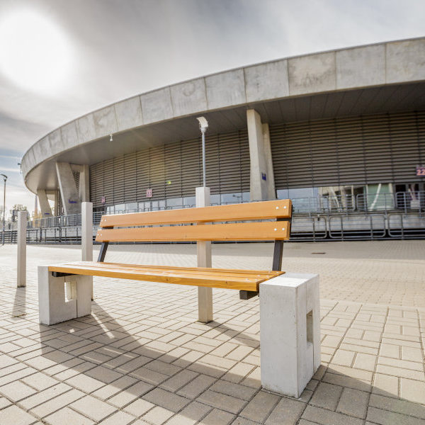 Ławka parkowa Roma z oparciem parkowa Lawka betnowa Roma 1