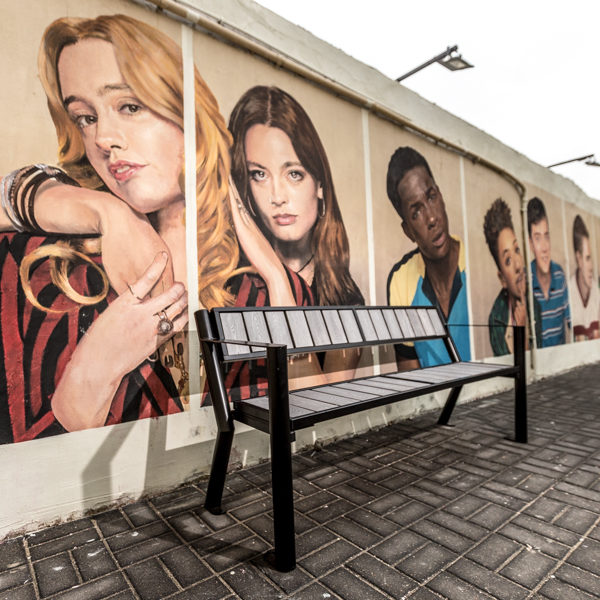 Ławka parkowa Gladiator WPC z podłokietnikiem ławka parkowa gladiator WPC z podłokietnikiem