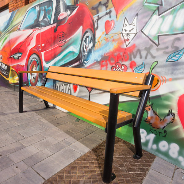 parkowa Lawka stalowa gladiator z podlokietnikiem drewnianym 2