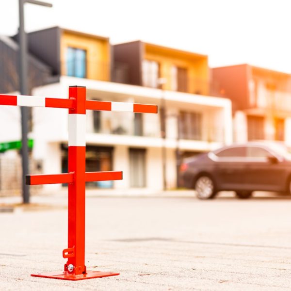 Blokada parkingowa R2 solidna stalowa blokada parkingowa R2