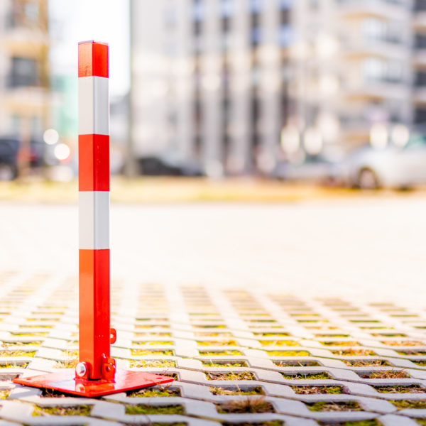 Blokada parkingowa R1 "Słupek" Blokada parkingowa R1