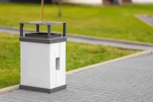 Kosz Roma z daszkiem Kosz uliczny Roma z daszkiem