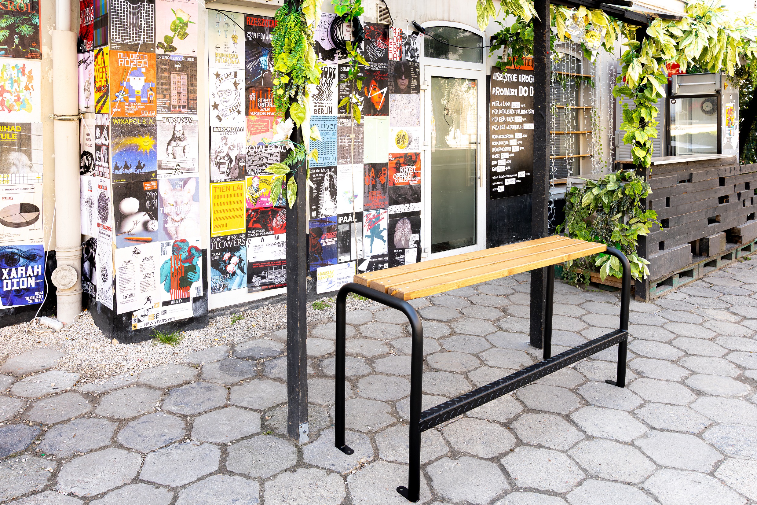 Sigma mniejsze 2 mała architektura Sigma ławka młodzieżowa