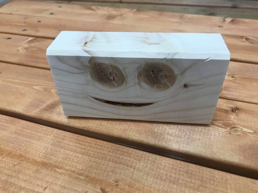 wesołe drewienko świerk skandynawski