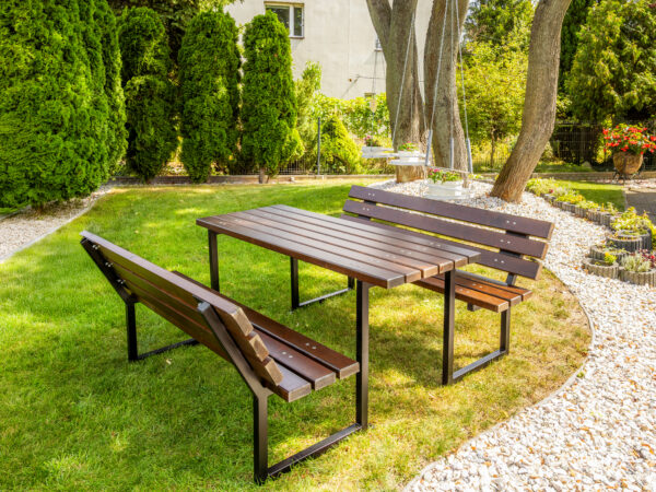 stół miejski DIONIZOS