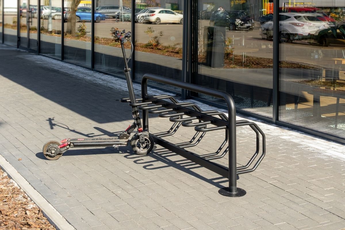 stojak na rowery i hulajnogi Pedro